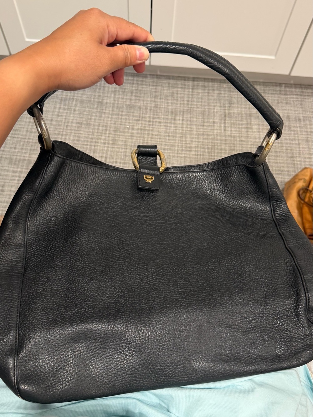 MCM Black Pebbled hobo Leather Shoulder Bag